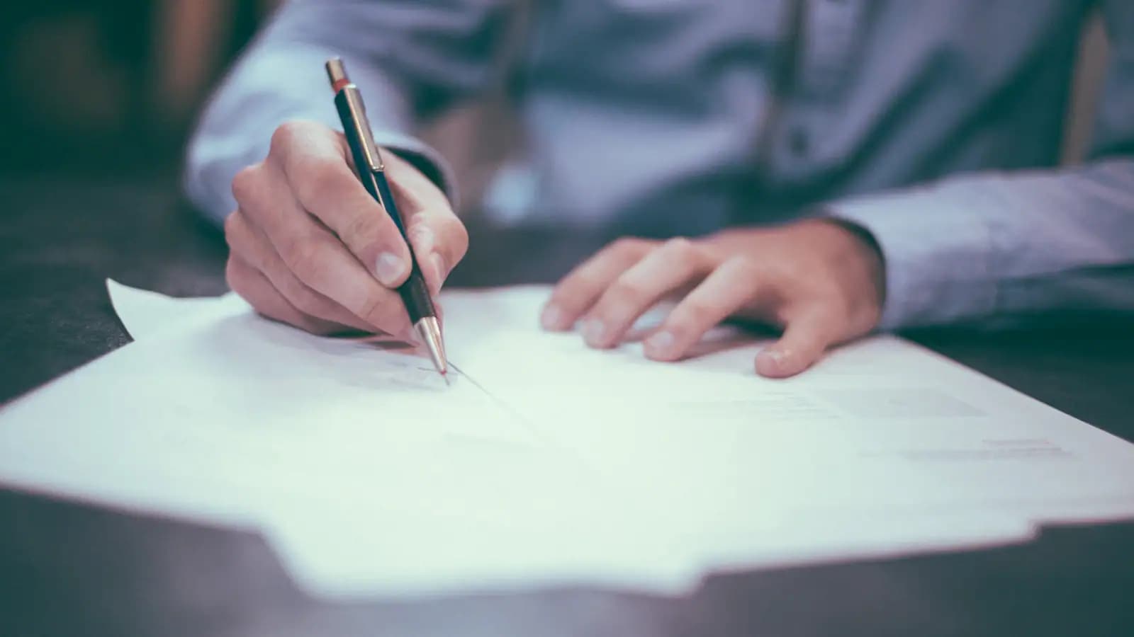 الامتثال القانوني للتجارة الإلكترونية في السعودية